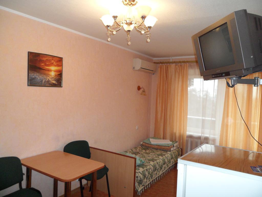 Hotel And Sport Complex Dinamo Dnyipropetrovszk Szoba fotó